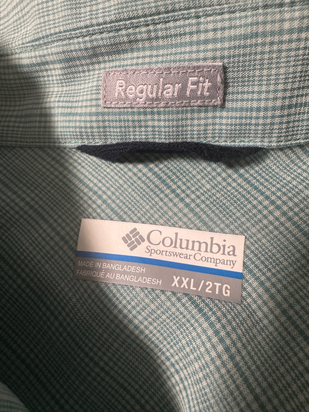 Columbia- Men’s light green checkered button-down shirt. Regular fit, size XXL - Picture 5 of 7